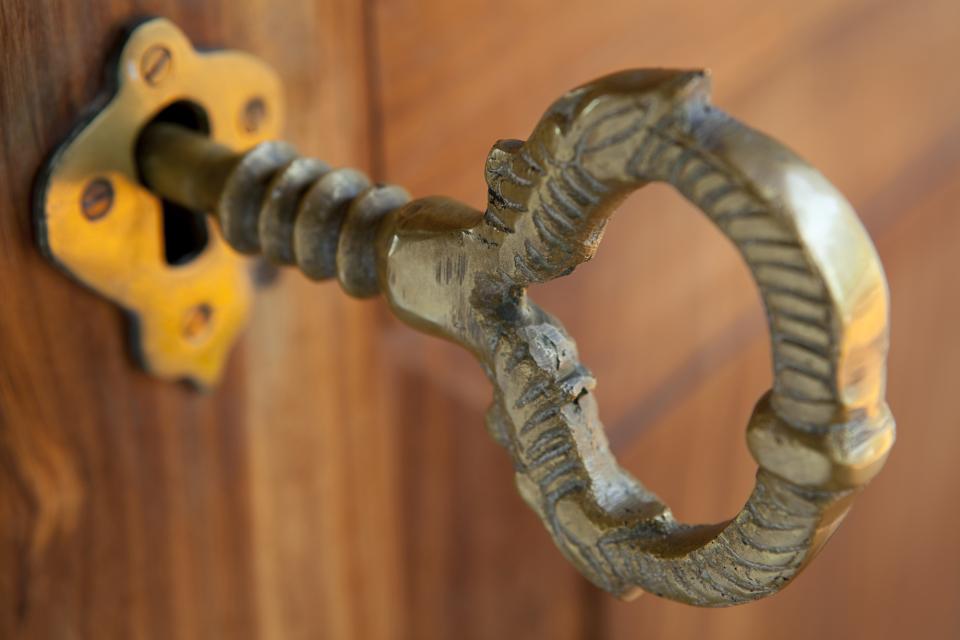 Ravenna Gold Lock